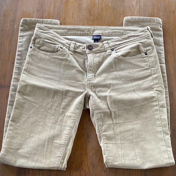 Patagonia tan low rise skinny leg corduroy pants - Picture 5 of 5